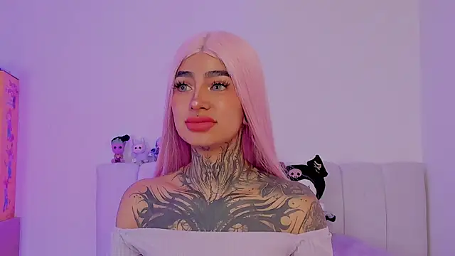 shadowcatt  online show from 2, 11, 2025