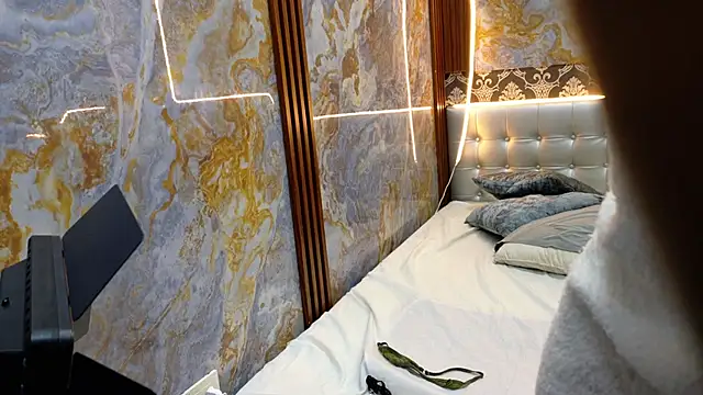  Jessi29  online show from 21, 11, 2025