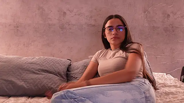 Nicky and Blake online show from 4, 3, 2026