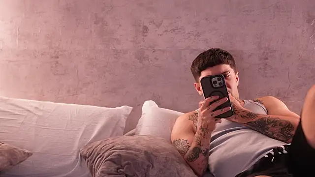 Nicky and Blake online show from 19, 3, 2026