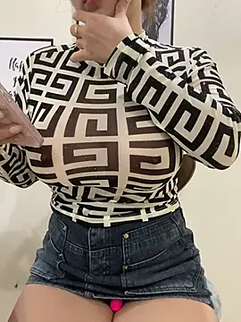 Shirato hana online show from 7, 2, 2025