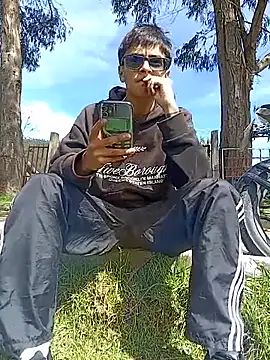 Cuervo maniaco online show from 4, 2, 2026