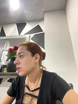 AnnbellaRosse online show from 8, 11, 2025