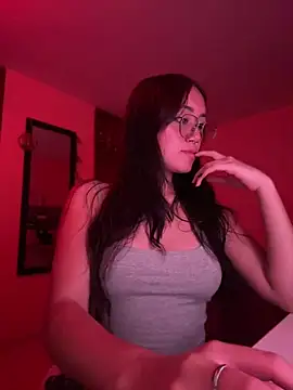 suzumi   online show from 28, 4, 2026