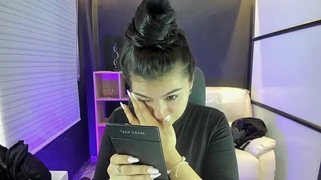 Snapshot of TifanyWhite_ chatting on 22, 3, 2025 TifanyWhite online show from 22, 3, 2025