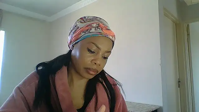 NAUGHTYSHALOTXX online show from 8, 7, 2026