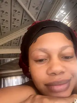 NAUGHTYSHALOTXX online show from 8, 10, 2025