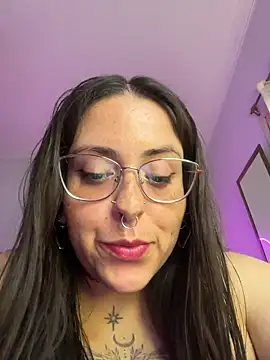 Mizztikaa online show from 17, 11, 2025