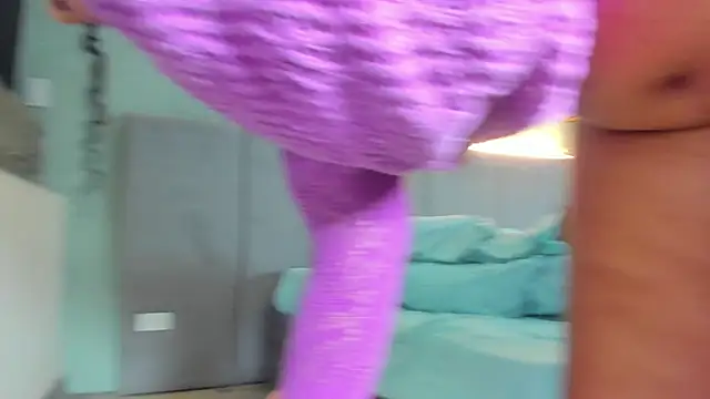 Annie-Wolf online show from 23, 2, 2025