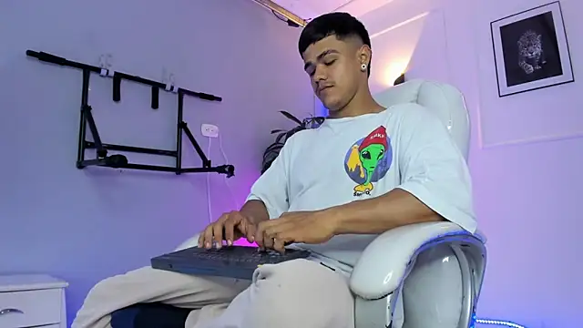 Rob saenz  online show from 20, 11, 2025