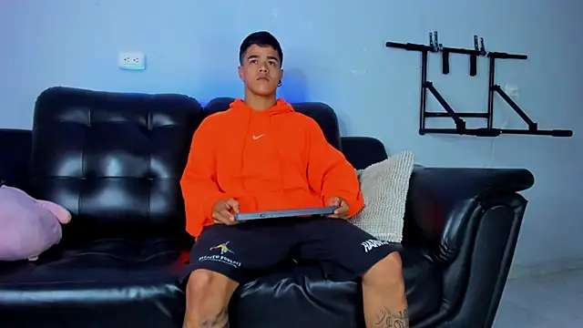 Rob saenz  online show from 20, 2, 2025