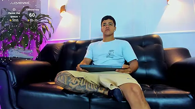 Rob saenz  online show from 4, 11, 2025