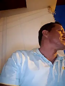 Snapshot of leoytessa_10 chatting on 15, 10, 2025 leoytessa 10 online show from 15, 10, 2025