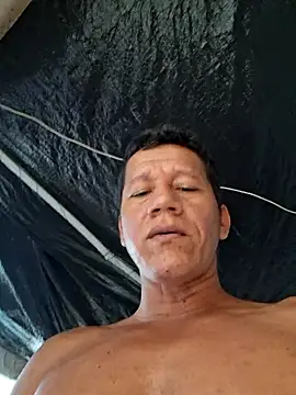 Snapshot of leoytessa_10 chatting on 31, 10, 2025 leoytessa 10 online show from 31, 10, 2025