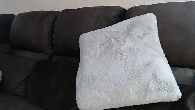 ladiimia online show from 2, 3, 2026