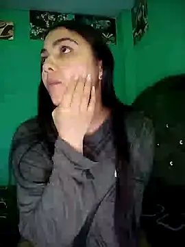 Snapshot of Nahiara_velez chatting on 20, 5, 2026 Nahiara velez online show from 20, 5, 2026