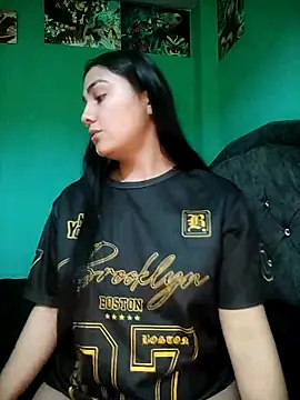 Snapshot of Nahiara_velez chatting on 6, 5, 2026 Nahiara velez online show from 6, 5, 2026