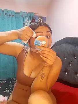 Nahiara velez online show from 16, 1, 2025
