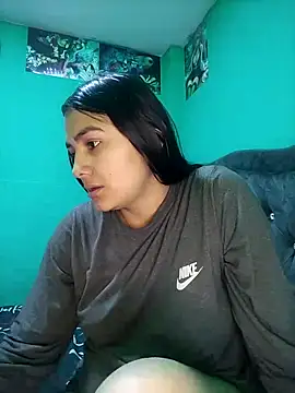Snapshot of Nahiara_velez chatting on 23, 5, 2026 Nahiara velez online show from 23, 5, 2026