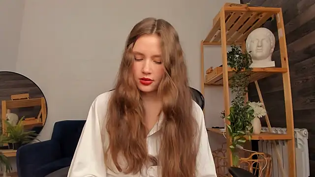 MaryannSoftt online show from 23, 11, 2025