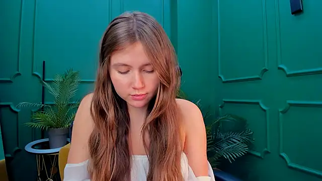 MaryannSoftt online show from 5, 12, 2024