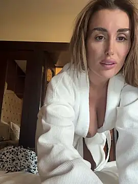 UKSYDNEYFOX online show from 20, 3, 2025