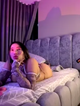 ashlyestone online show from 7, 11, 2025