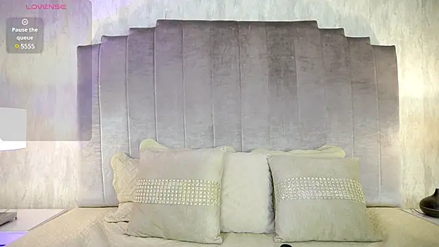 Snapshot of ashlyestone chatting on 17, 1, 2025 ashlyestone online show from 17, 1, 2025