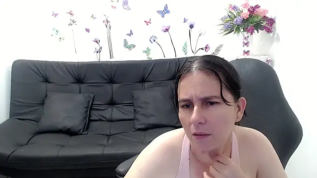 victoria jones online show from 6, 6, 2026