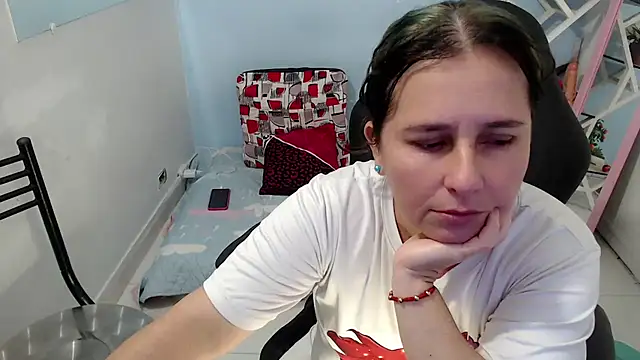 victoria jones online show from 15, 1, 2026