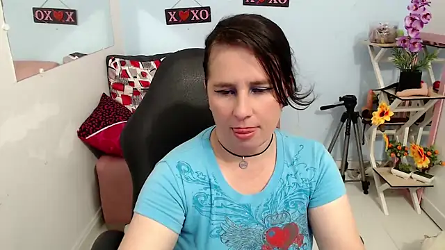 victoria jones online show from 12, 11, 2025