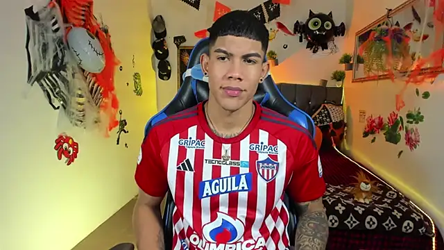 Damian latinxxx online show from 24, 10, 2025