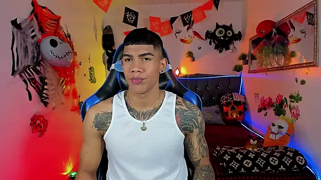 Damian latinxxx online show from 30, 10, 2025