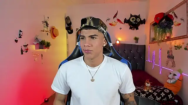 Damian latinxxx online show from 7, 11, 2025