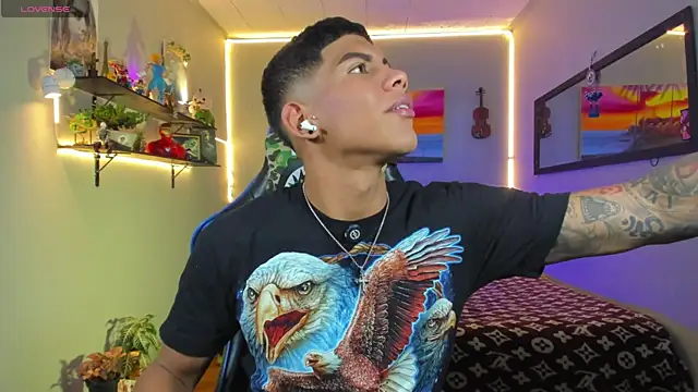 Damian latinxxx online show from 12, 7, 2026