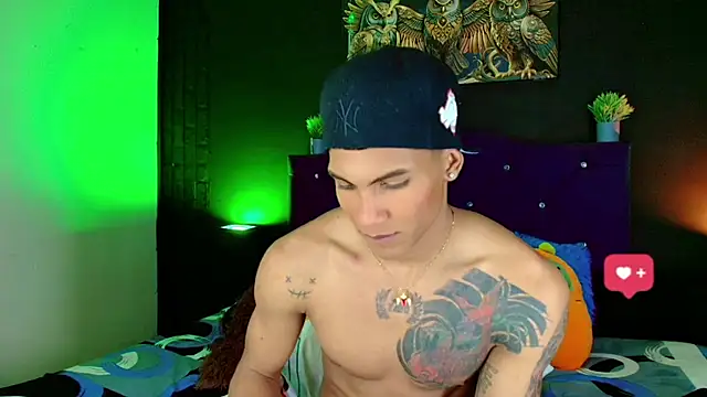 Damian latinxxx online show from 28, 2, 2025