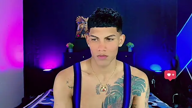 Damian latinxxx online show from 4, 3, 2025