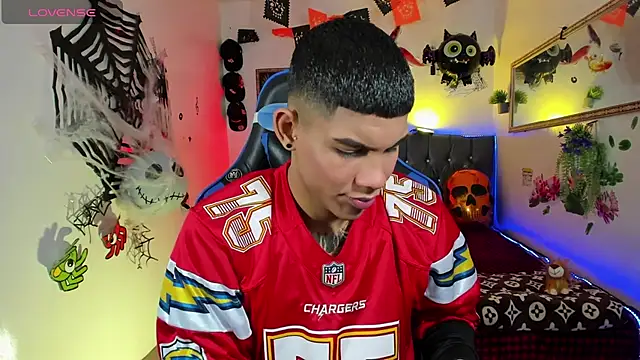 Damian latinxxx online show from 18, 10, 2025