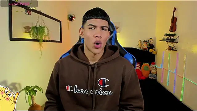 Damian latinxxx online show from 11, 3, 2026