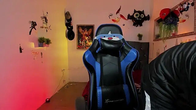 Damian latinxxx online show from 3, 11, 2025