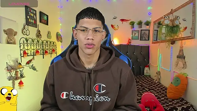 Damian latinxxx online show from 8, 1, 2026