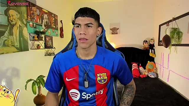 Damian latinxxx online show from 30, 3, 2026