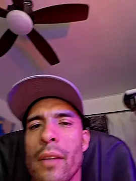 Snapshot of JohnnyDeep187 chatting on 23, 12, 2025 JohnnyDeep187 online show from 23, 12, 2025