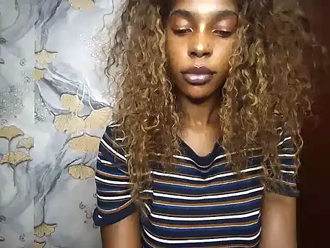 Snapshot of _Gyy_ chatting on 8, 11, 2025 Gyy online show from 8, 11, 2025