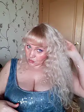 IsabellaBoni online show from 23, 3, 2026