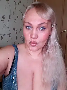 IsabellaBoni online show from 12, 2, 2026