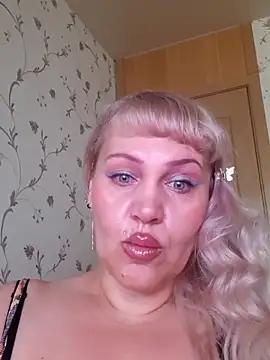 Snapshot of IsabellaBoni chatting on 4, 6, 2026 IsabellaBoni online show from 4, 6, 2026