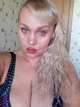 IsabellaBoni online show from 10, 4, 2026