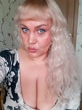 IsabellaBoni online show from 28, 2, 2026