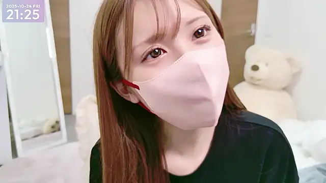 Snapshot of -SHINON- chatting on 24, 10, 2025 -SHINON- online show from 24, 10, 2025